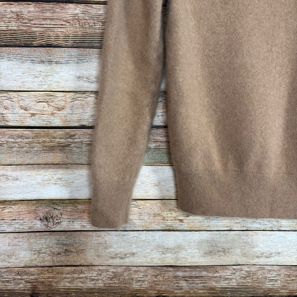 Quince Women's Camel Tan 100% Cashmere V Neck Pullover Sweater Size Small - Picture 8 of 10